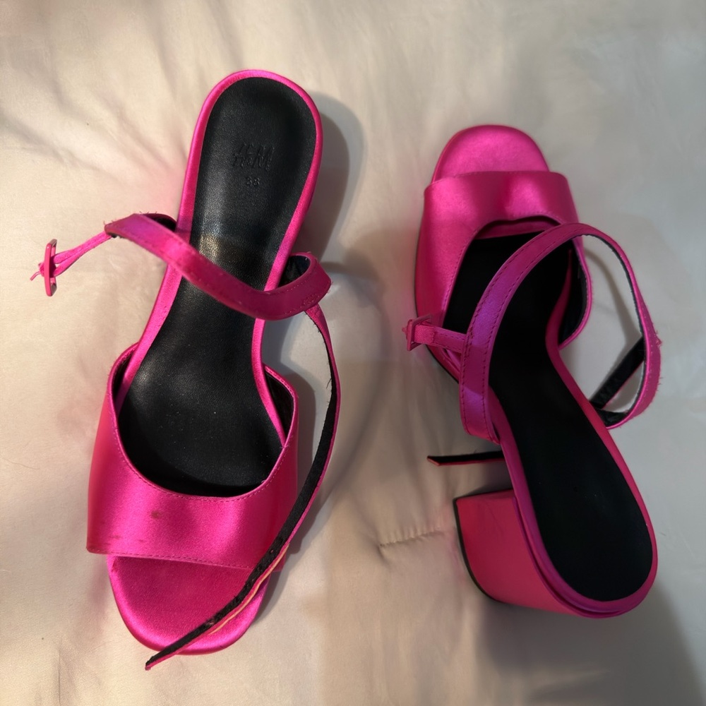 H&M Vibrant Pink Satin Heels